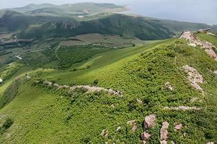 你干嘛诶哟？！穆雷遭主教练马龙从背后熊抱 然后有仇当场就报